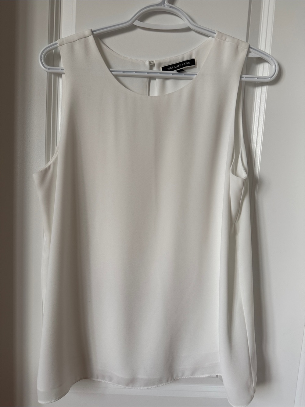 Sleeveless Cream Camisole by Melanie Lyne